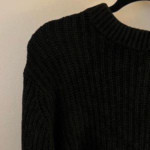 Black Wilfred Sweater from Aritzia size SMALL